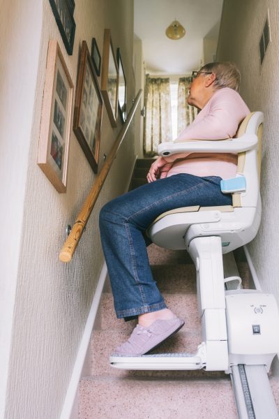 Straight Stairlift vs Curved Options for Different Staircase Layouts and Needs