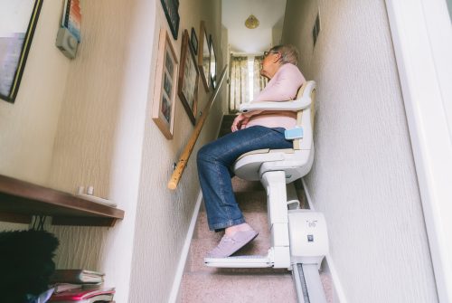 Straight Stairlift vs Curved Options for Different Staircase Layouts and Needs