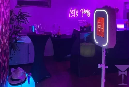Elevate Party Entertainment With Interactive Booths, Props, And Instant Keepsakes